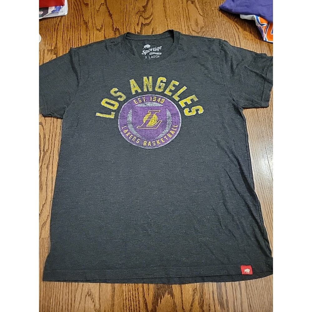 Los Angeles Lakers Shirt Mens Size XL NBA Basketball Tshirt Top tee